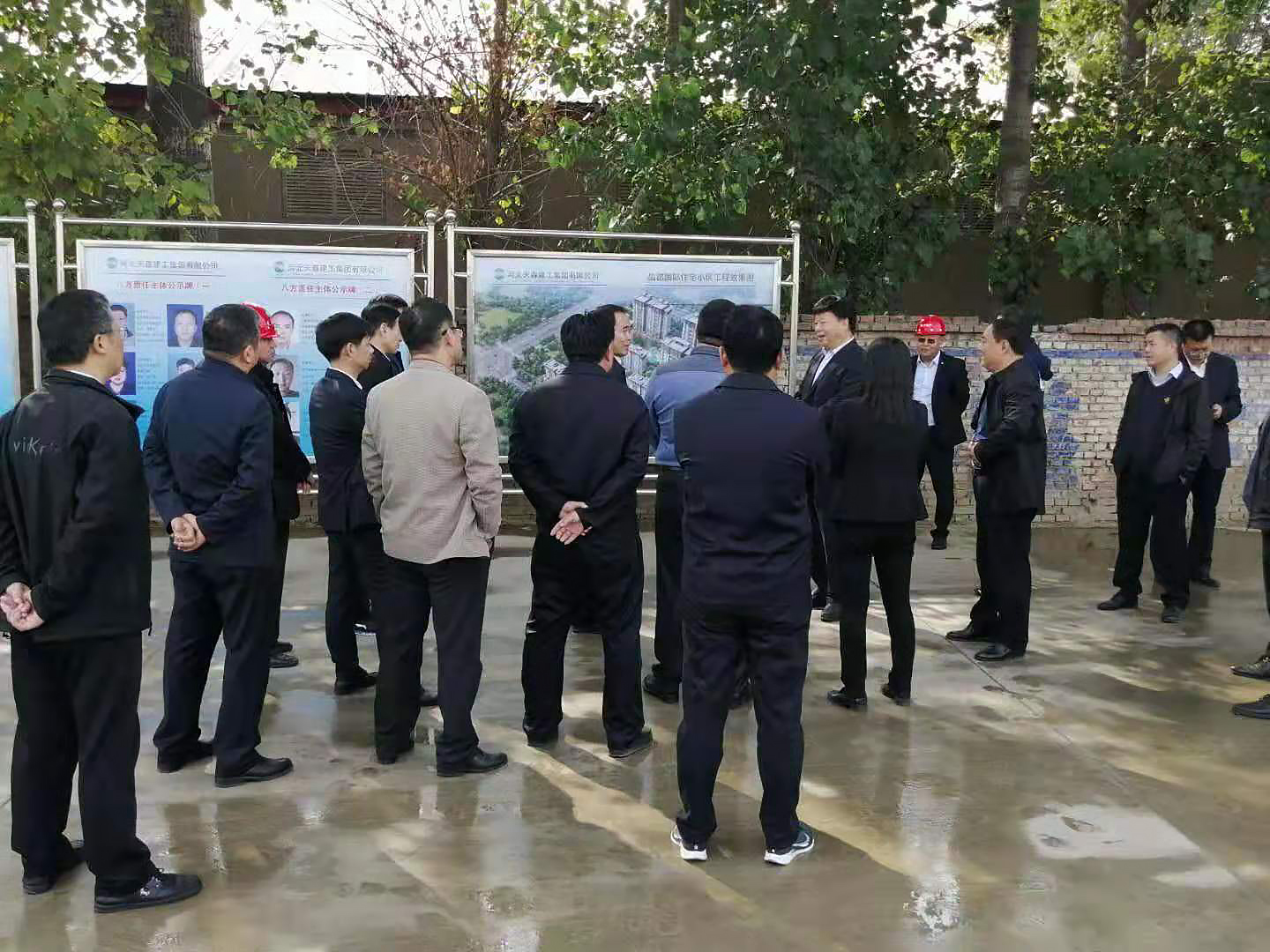 安國市委書記羅利一行到我項(xiàng)目視察